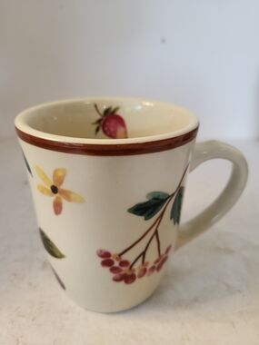 Vintage Longaberger Pottery BERRY Coffee Mug W/Label